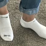 Nike White Athletic Ankle Socks Photo 0