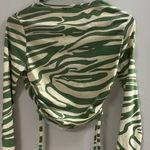 Pretty Little Thing Women’s Green Zebra Print Jersey Tie Ruched Side Crop Top Sz 4 Photo 7