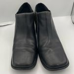 Clarks  leather slip-on ankle black booties women’s Size 7 1/2M Photo 2
