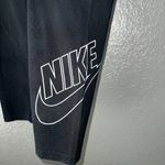 Nike  Women’s Black Capri Leggings Medium Athletic Logo Workout Pants Photo 1