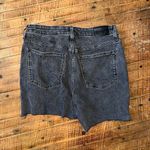 Madewell  curvy perfect vintage 29 cutoff mom jean shorts Photo 1