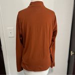 Mountain Hardwear Women’s Size Large Rust Orange Half Zip Pullover Sweatshirt Photo 2