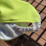 New Balance quarter zip sweatshirt, Medium Photo 4