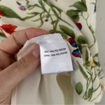 Rose + Olive 🦋  Cream Floral Sleeveless Blouse Casual Formal Spring Medium Photo 2