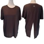 Reebok Purple Supreme Tee Speedwick Short Sleeve Crew Neck Open Back Size Medium Photo 1