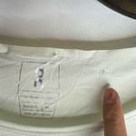 On Running Women's On Performance Long Photo 2