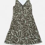 Title Nine Freelance Exercise Mini Dress Monstera in Size Medium Photo 1