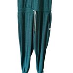Vuori  Women’s Lux Jumpsuit Green Performance  Racer Back VW426 DZ SZ XS Photo 3