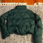 Lululemon  wunder puff cropped jacket size 2 Everglades green Photo 3