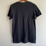 Under Armour  flag v-neck shirt size medium Photo 3