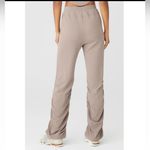 Alo Yoga  Ruched Soft Sculpt Pant in Taupe, Size Large Long 33" inseam Photo 2