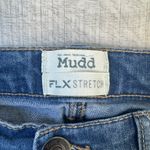 Mudd FLX Stretch Denim Shorts Size 11 Juniors Lace Trim Distressed Medium Wash Photo 2