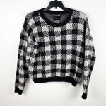 THE WAY Black White Checkered Cropped Knit Long Sleeves Sweater, Size OS Photo 0