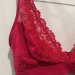 Wacoal Embrace Lace Wire free Soft Cup bralette pink/red color. Photo 3
