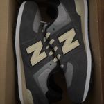 New Balance 574 Big Kid 'Grey Day 2024 - Magnet' Photo 8