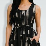 Simply Vera Abstract Dress Black Size M Photo 0