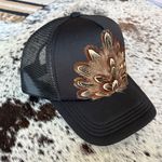 Western feather trucker hat Black Photo 1