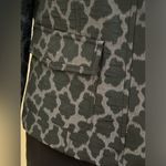 Think Tank Gray & Black Animal Print Wide Collar Hidden Button With Pockets Sz S Photo 5