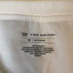 Tek Gear  women’s  Microfleece V-neck Top Photo 1