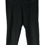 Nike  Dri-Fit Women's‎ Black Cropped Legging Size M Photo 0