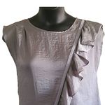 a.n.a Silver Sleeveless Blouse Women’s Medium Ruffle Detail EUC Photo 5