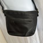 Giani Bernini LEATHER SHOULDER BAG Photo 2