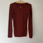 Lululemon rust colored Run Swiftly Long Sleeve Top. Size 6 Photo 2