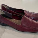 Villager by Liz Claiborne Thrill Comfort Leather Slip On Loafers Women's 8 Red Photo 0