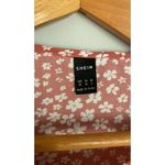 SheIn  Dark Pink with White Flower Pattern Blouse Size Extra Small Photo 2