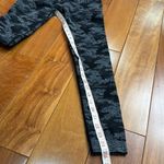 Gymshark NWOT  Adapt Camo Seamless Leggings Black Size 26 Photo 12