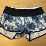 Lululemon Women's Speed Short Seaside Silver Fox Alberta Lake Naval Blue Size 2 Photo 1
