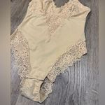 New JJ’s House Elegant Lace Shapewear Bodysuit in Nude | M Size M Photo 1
