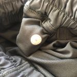 Lululemon  Hotty Hot Shorts Green Mesh Athletic 4” Inseam Short 4 / Small Photo 5