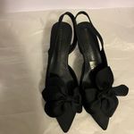 FASHION (38) BLACK SATIN SLING BACK WITH FLOWER ON TOP NWOT Size 7 Photo 2