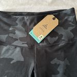 prAna  Layna Legging Black Camo Photo 4