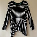 Dress Barn  Sz L White Black Striped Stretch Pullover Blouse Asymmetrical Hem Photo 5