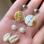 Handmade natural shell buttons/natural cowrie seashell/natural freshwater pearl dangle earrings 🌀💕 Photo 0