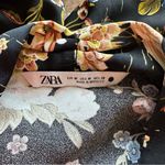 ZARA  Knotted Cropped Blouse Long Sleeve Floral Black Gold Size Medium Photo 2