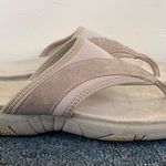 Route 66  women 8 leather upper slip on flip flops w/smoothe comfort arch sole Photo 1