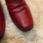 Munro  Red Leather Mule Heels Size 9 Women's‎ Slip On Comfort Shoes Rubber Sole Photo 3