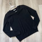 Classic Cashmere Sweater vneck long sleeve womens Black medium preppy minimalist Photo 0