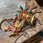 Vintage Signed Smithsonian Christmas Cherub Gold Tone Red Enamel Pin Brooch Photo 3
