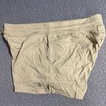 The North Face Women’s Aphrodite Motion Shorts Photo 3