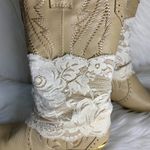 Handmade Womens White Floral Beaded Removable Boot Band One Size Boot Cuff Photo 4
