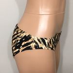 Carmen Marc Valvo Carmen Marc Valdo bikini bottoms. NWT Photo 4