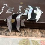 Vintage 80s Mother of Pearl Fish Earrings Black Photo 3