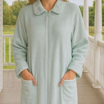 Vintage Miss Elaine Light Blue Collar Embroidered Zipup House Coat Feminine M Size M Photo 0