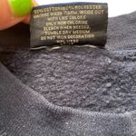 MV Sport University of Dayton Flyers Men's Navy Blue Crew Neck Sweatshirt Vintage Photo 4