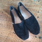 Toms Tom’s black corduroy normcore comfortable size 7 slip on shoes Photo 0