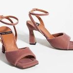 Anthropologie Women’s Angel Alarcón Puffy Ankle-Strap Heels Size 39 Dusty Pink Photo 0